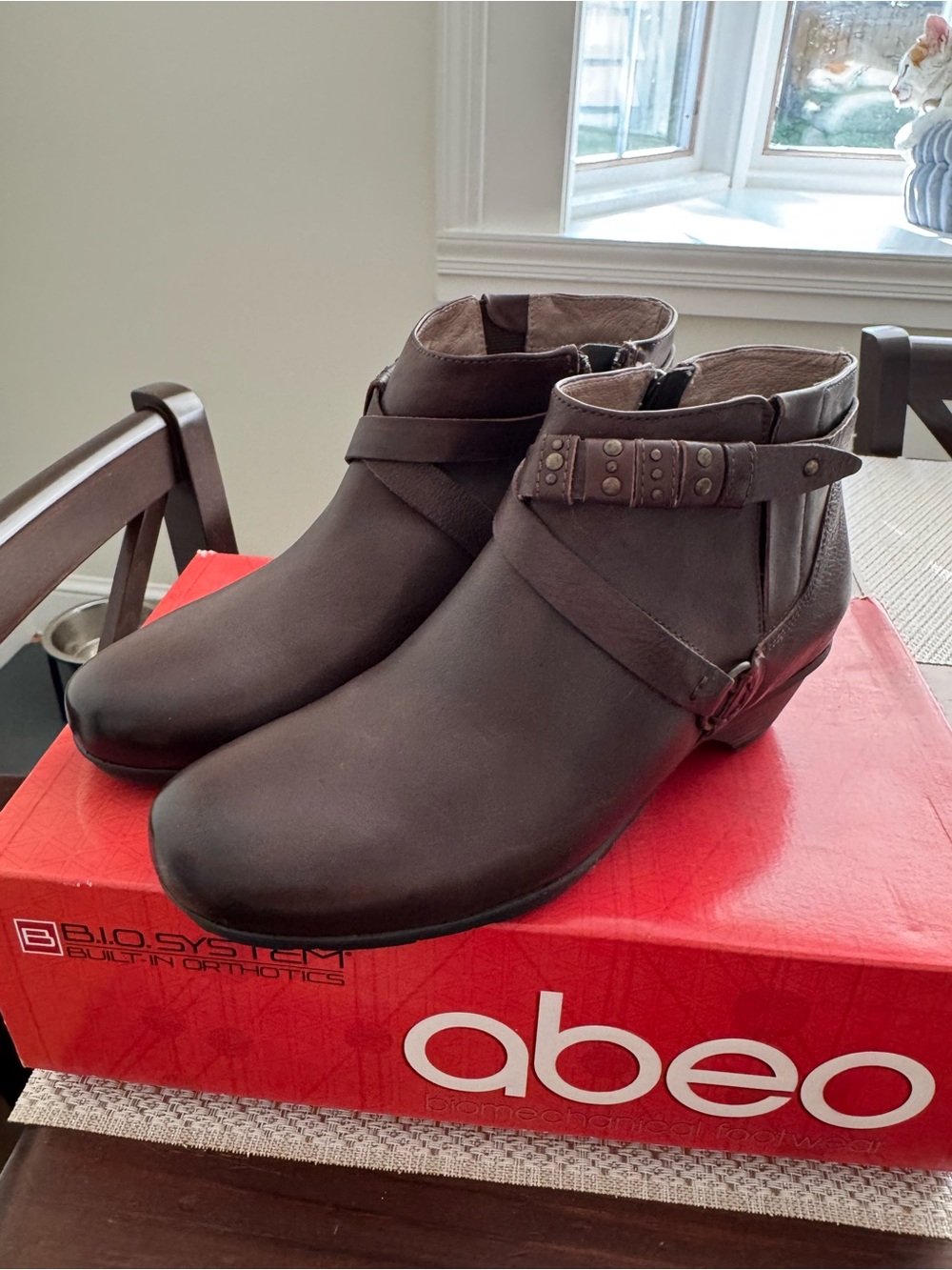 Abeo Dark Brown Leather “Nancy” Ankle Booties with Studded Wrap NWT